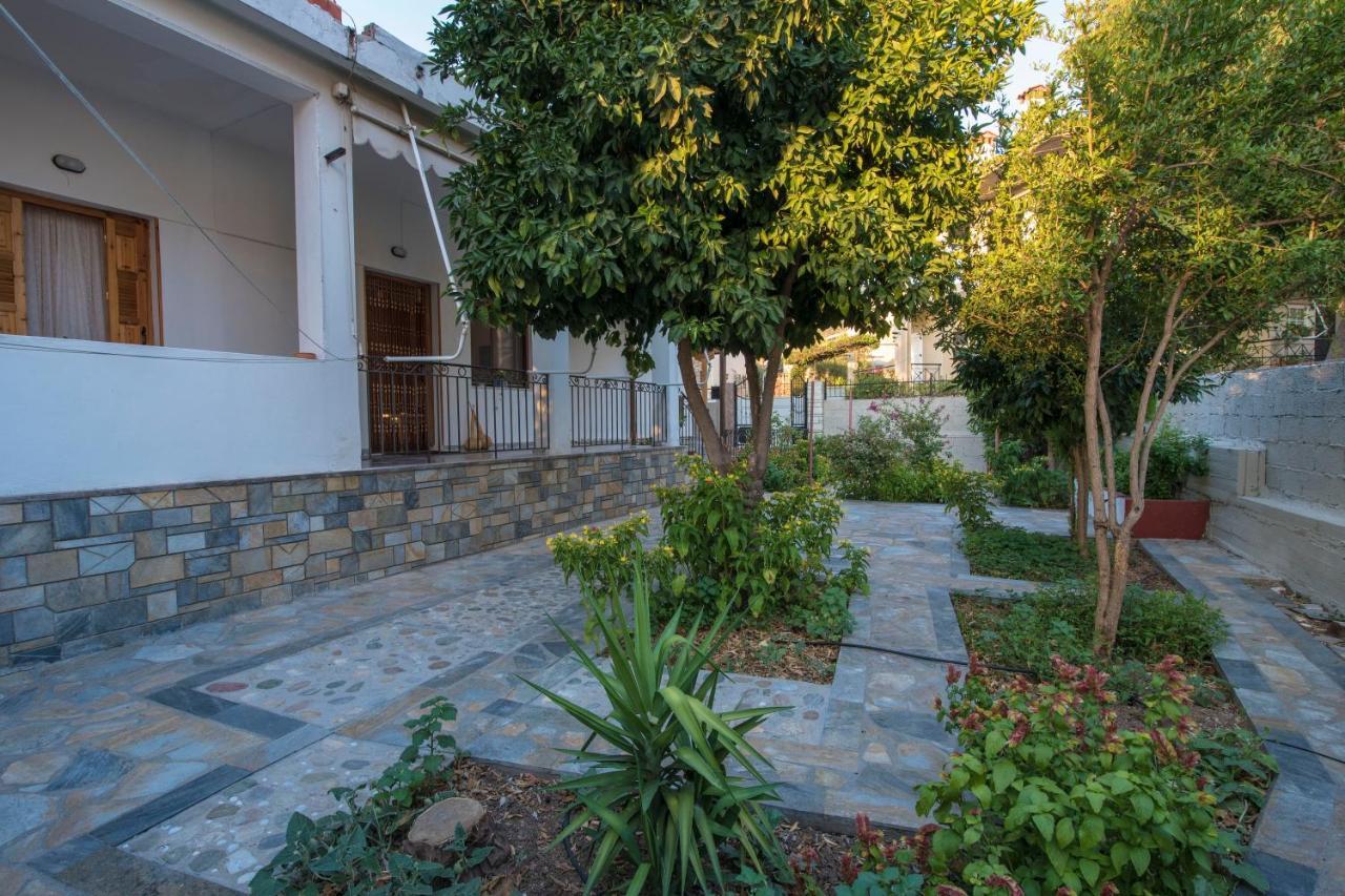 Apartamento Kerasia'S Country House Volos Exterior foto